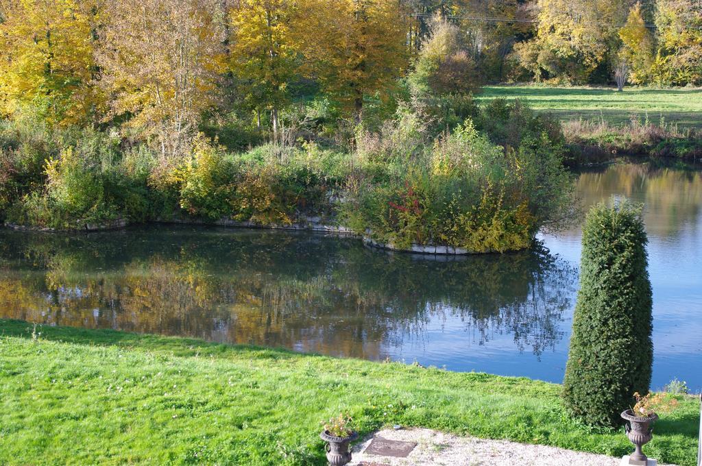 Chateau De Pommeuse Bagian luar foto